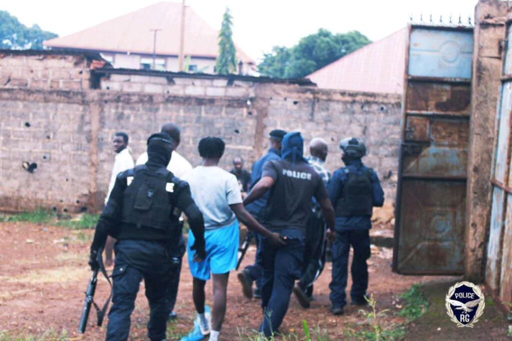 Immagine-WhatsApp-2025-06-30-ore-23.01.14_78b5ec0f-1024x683 GUINÉE : DES INTERVENTIONS DÉTERMINANTES CONTRE LA CONSOMMATION DE DROGUE